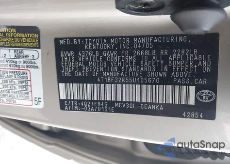 2005 Toyota Camry Le V6 z USA, uszkodzony, nr VIN 4T1BF32K55U105670